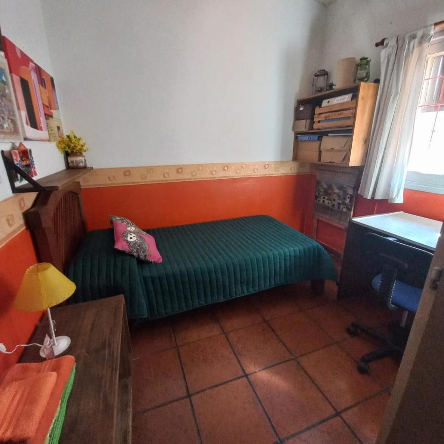 Casa Confortable - Parque Central - Estacionamiento, Patio, 3 Banos, 5 Habitaciones - La Cieneguita Exterior foto