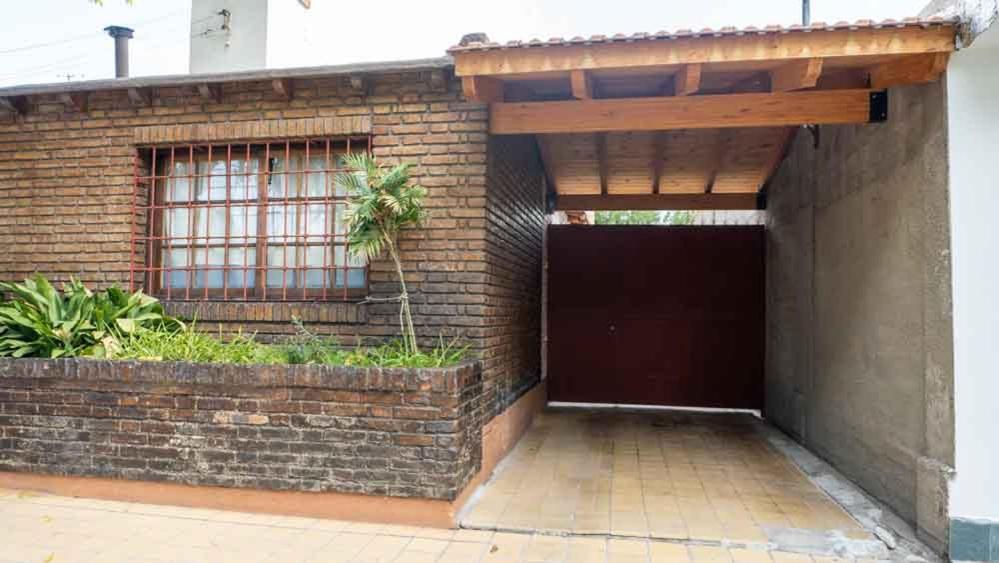 Casa Confortable - Parque Central - Estacionamiento, Patio, 3 Banos, 5 Habitaciones - La Cieneguita Exterior foto